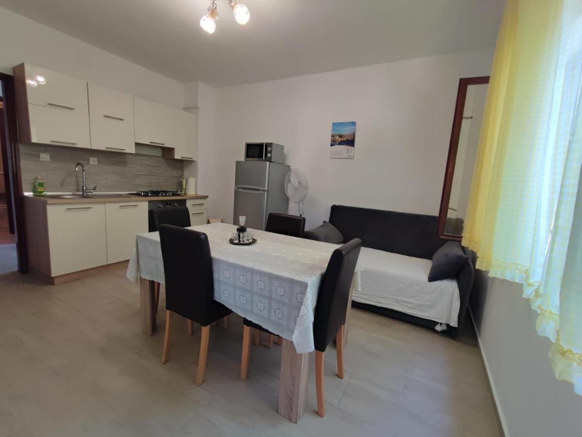 Apartment Marta 야블라나츠 외부 사진