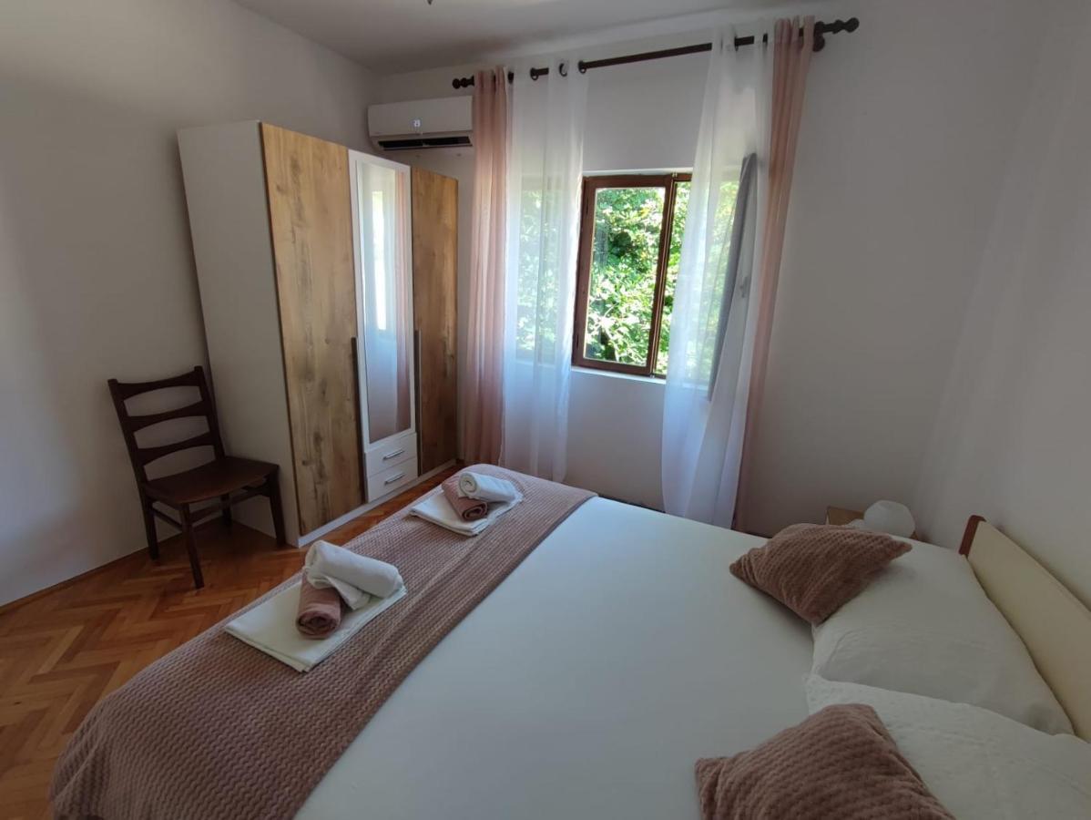 Apartment Marta 야블라나츠 외부 사진